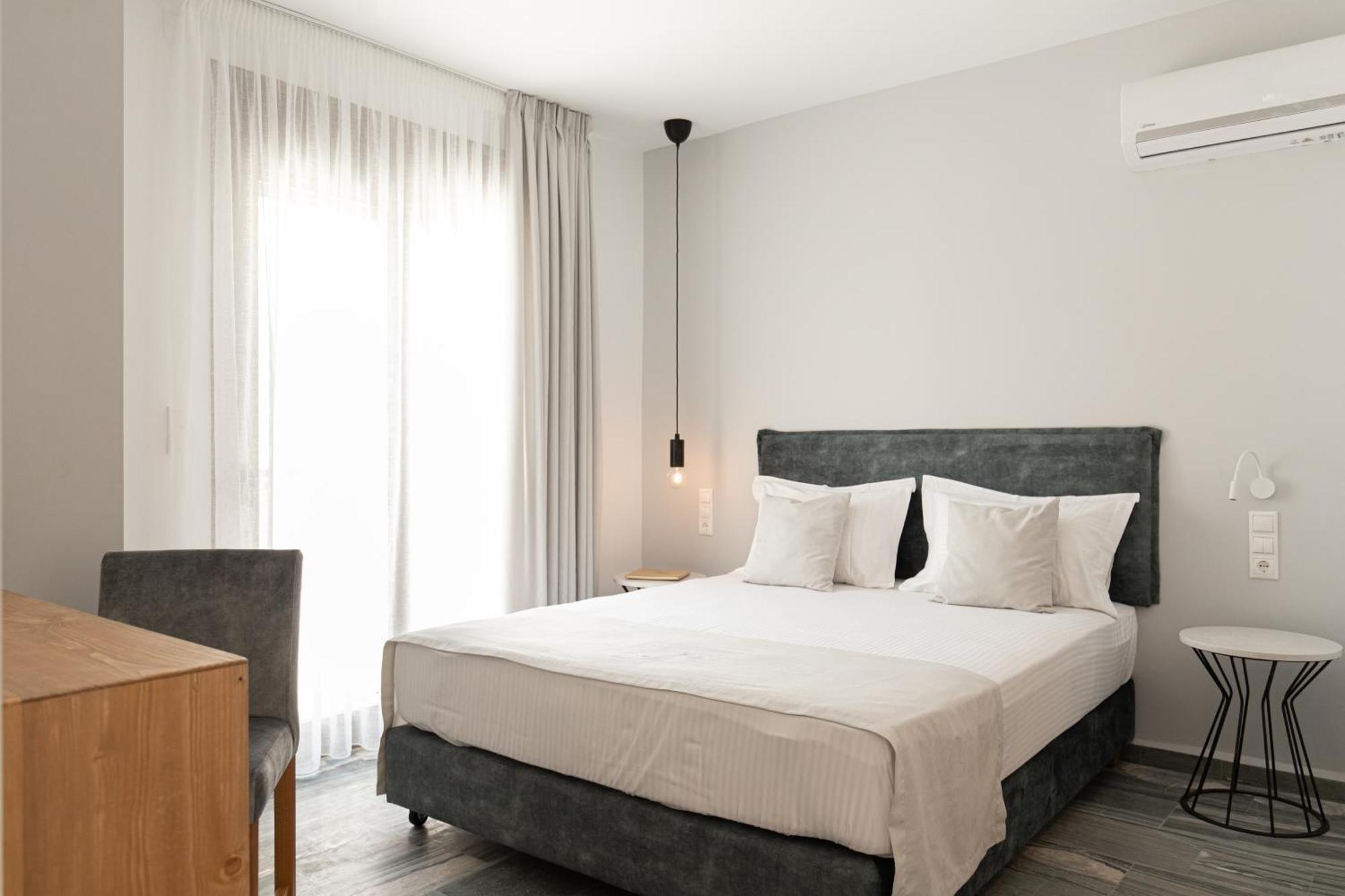 Marble Luxury Suites Karteros Exterior foto